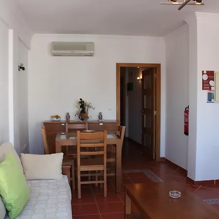 Colina Do Mar Downtown Διαμέρισμα Αλμπουφέιρα